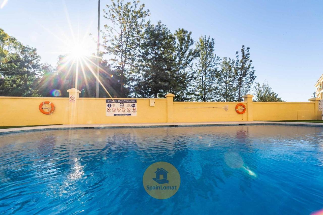 Nice 2 Bedroom Apartment For Family In Los Pacos Fuengirola Buitenkant foto