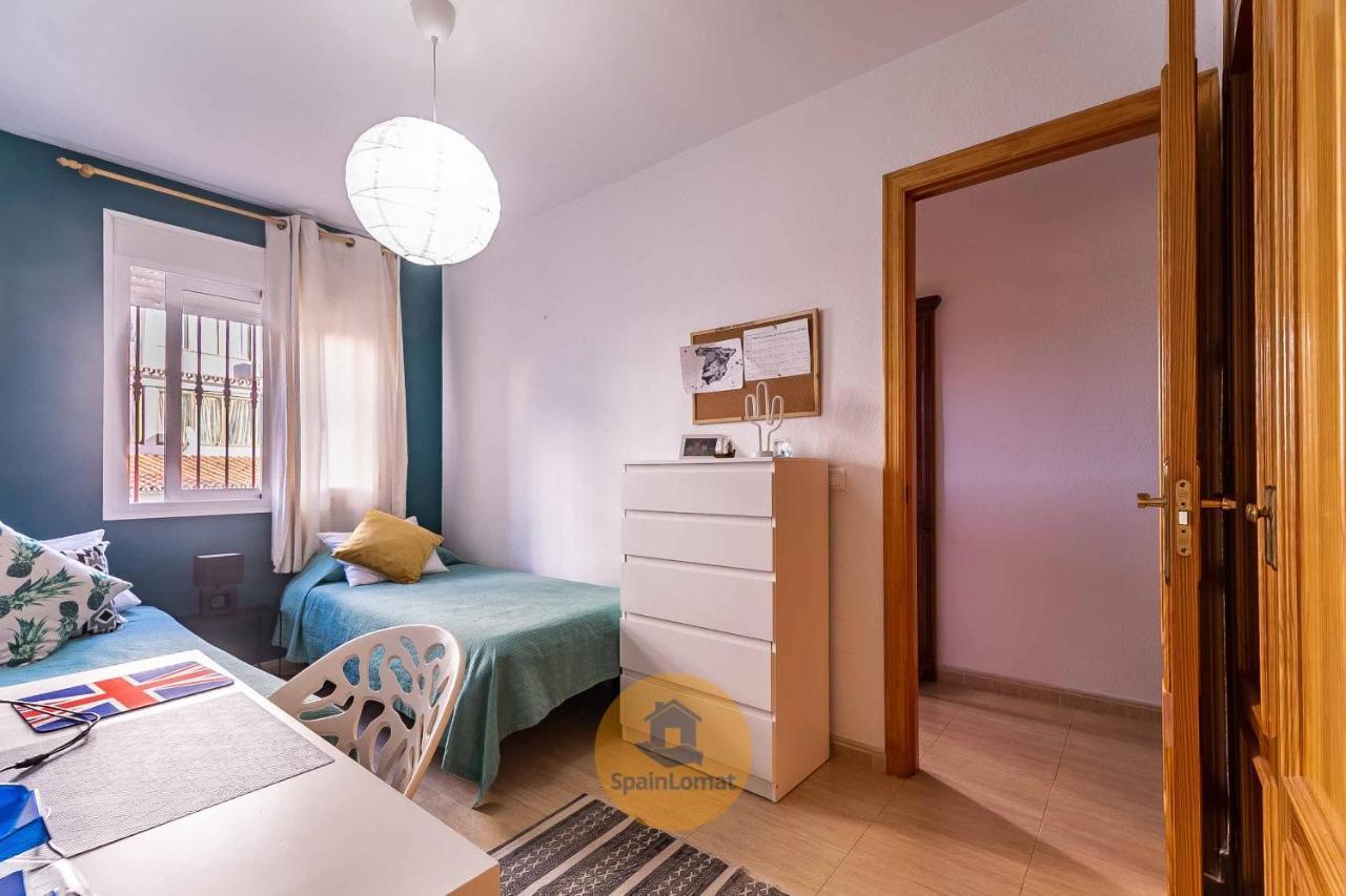 Nice 2 Bedroom Apartment For Family In Los Pacos Fuengirola Buitenkant foto